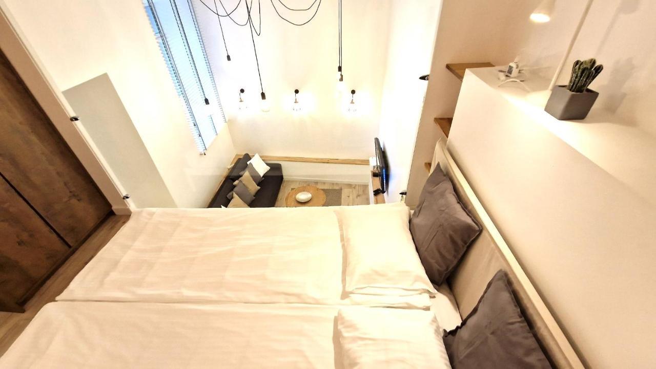 Appartamento Zema5 Old Town Loft VNO Esterno foto